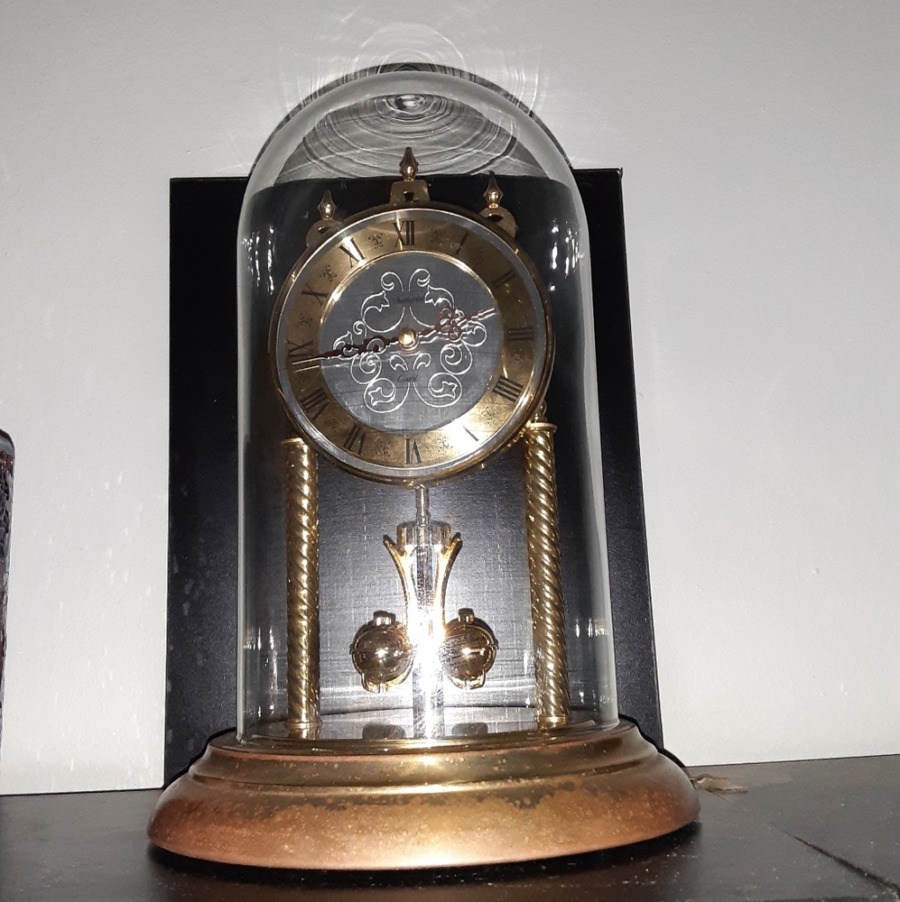 Vintage Anniversary Table clock
